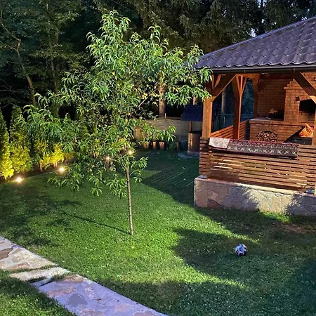 Prázdninový dům Forest House Between Sarajevo & Vlasic *